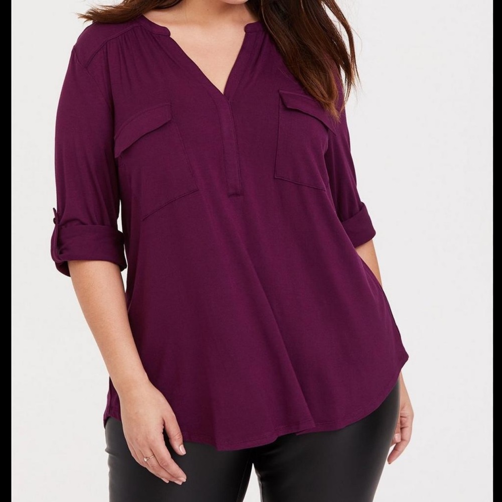 Torrid Size 2 (2X) Purple Georgette Blouse 3/4 Sleeve.
